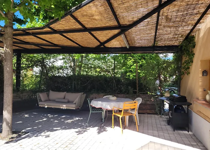 La Tour De Guet Maison Atypique בית נופש קסטלאנטה