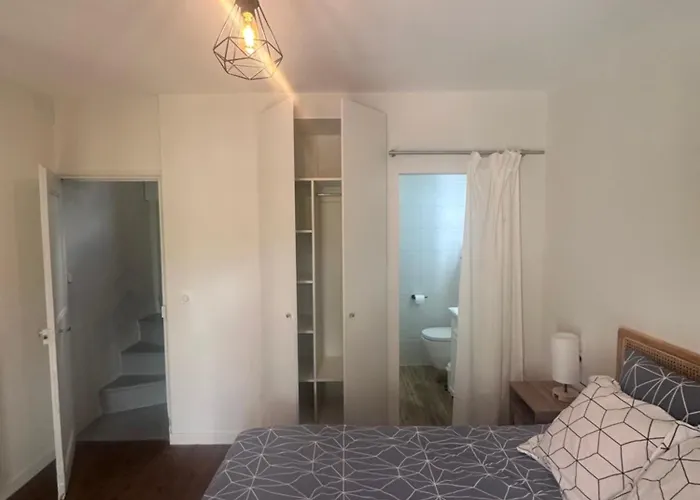 La Tour De Guet Maison Atypique בית נופש *